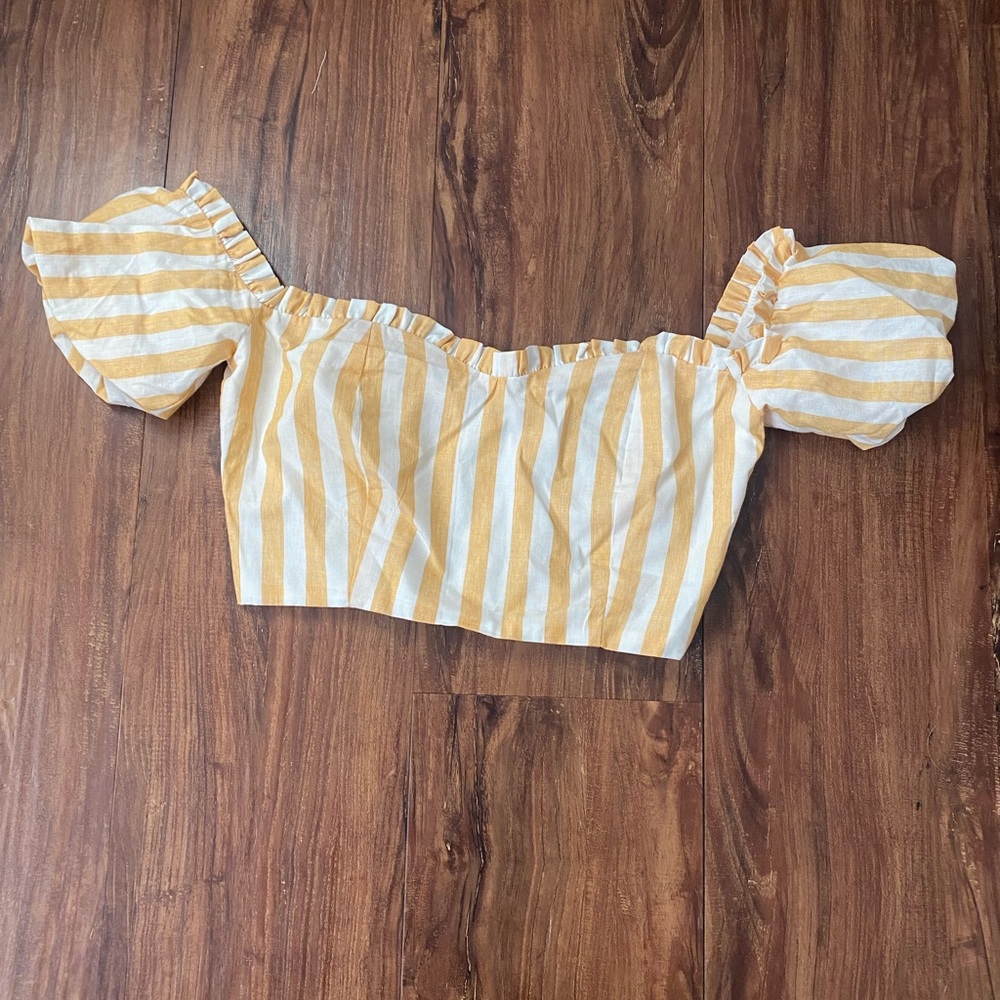 Superdown Yellow Striped Off Shoulder Crop
